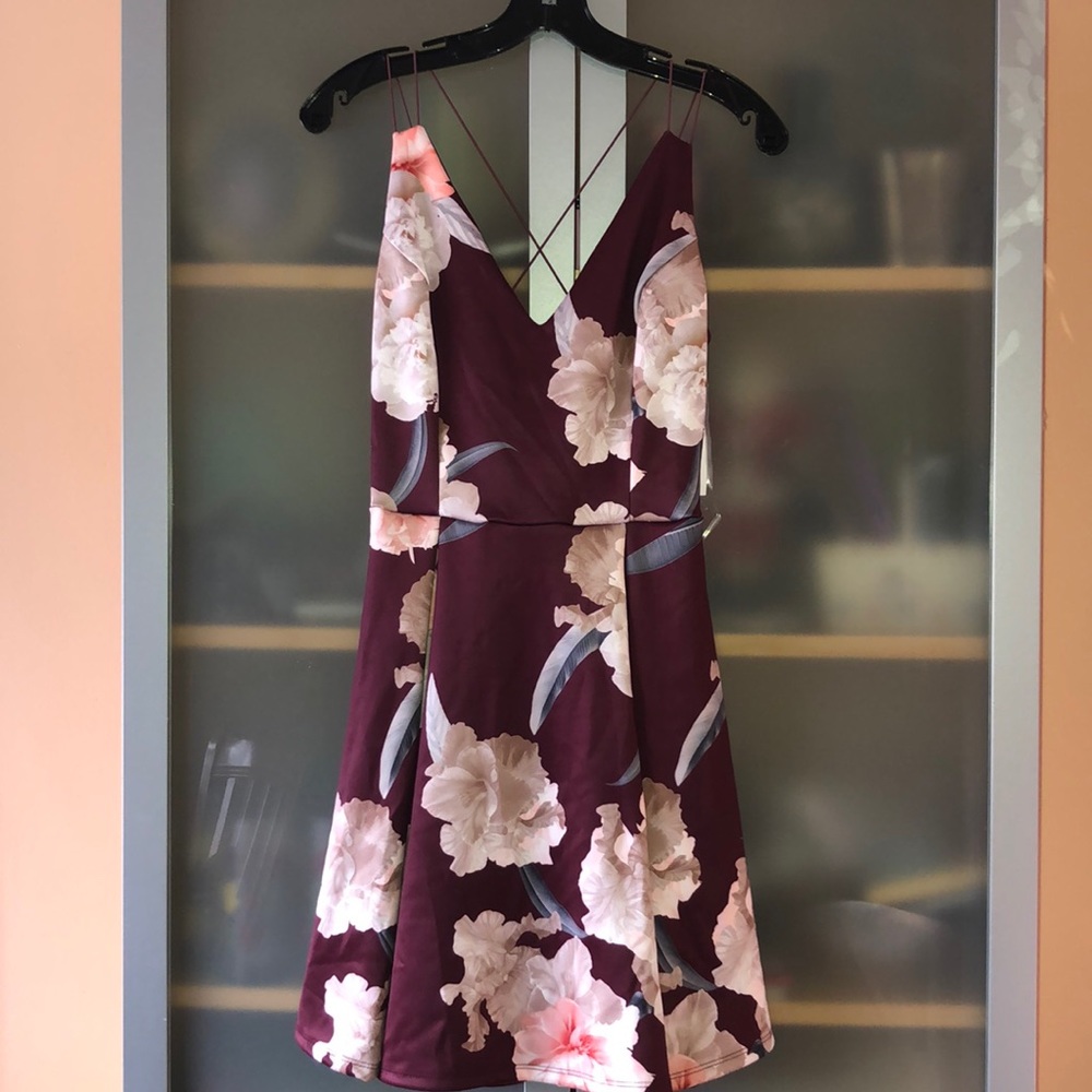Silky Floral dress with crossed back